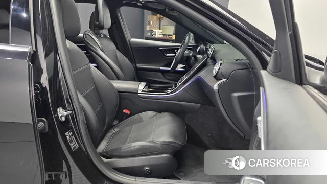 Mercedes-Benz C-Class W206 2023 Черный из Кореи, фото 2