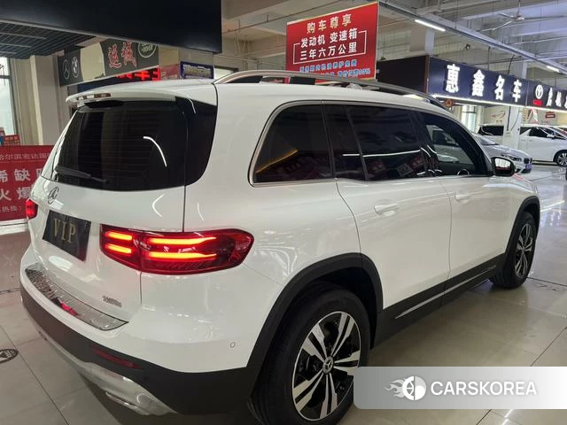 Mercedes-Benz GLB 2024 Белый из Китая, фото 2