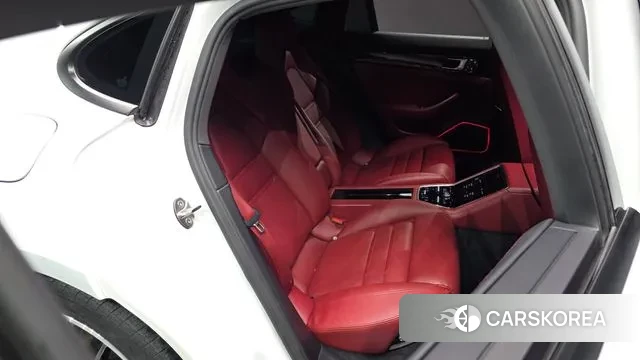 Porsche Panamera (971) 2018 Белый из Кореи, фото 2