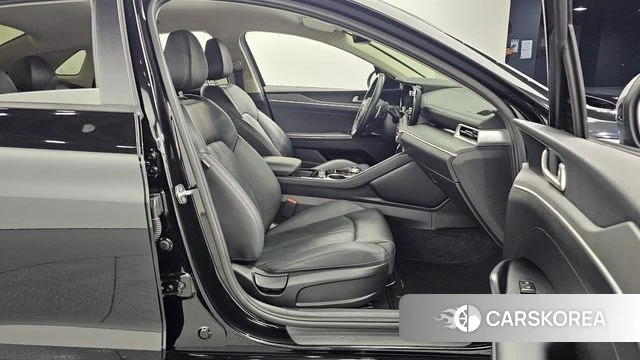 Kia K5 3rd generation 2020 Черный из Кореи, фото 2