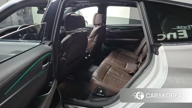 BMW 6 Series GT (G32) 2022 Белый из Кореи, фото 2