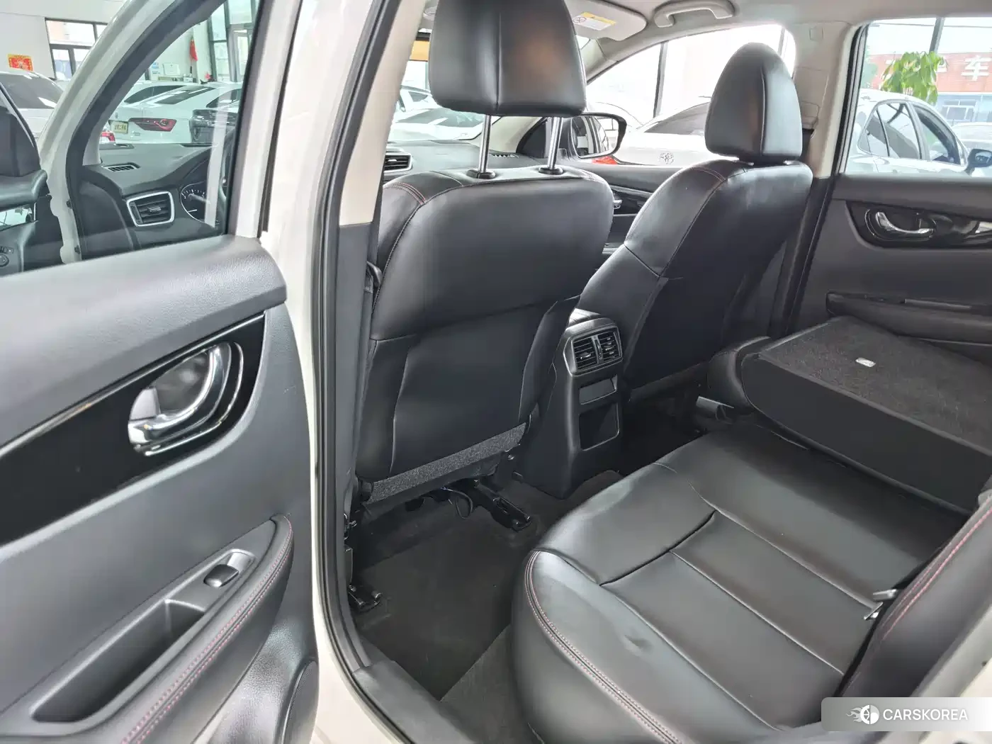 Nissan Qashqai 2023 Белый из Китая, фото 2
