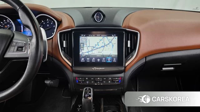 Maserati Ghibli 2019 Белый из Кореи, фото 2