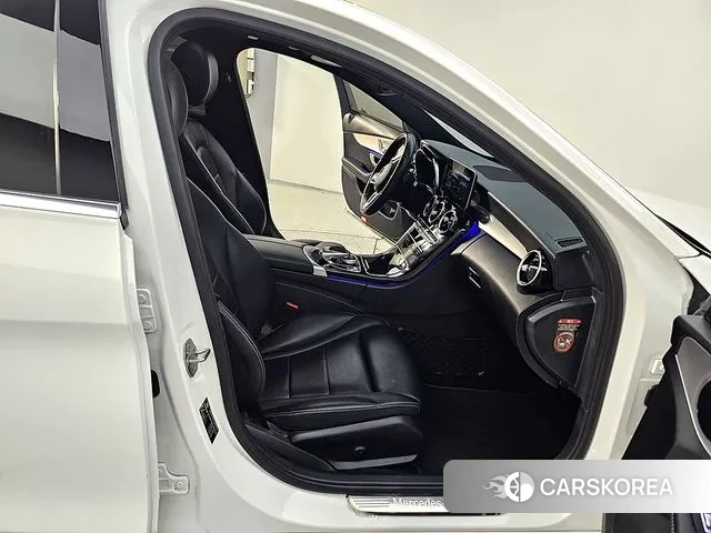 Mercedes-Benz C-Class W205 2020 Белый из Кореи, фото 2