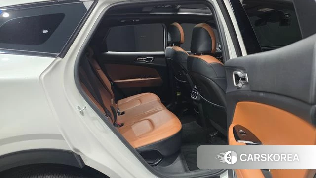 Kia Sportage 5th Generation 2022 Белый из Кореи, фото 2