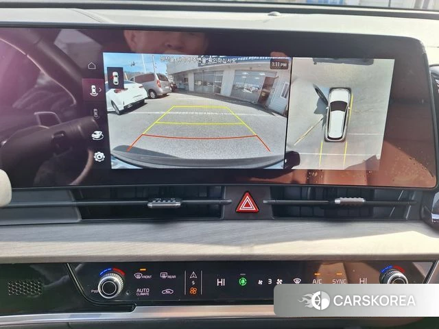 Kia Sportage 5th Generation 2023 Белый двухцветный из Кореи, фото 2