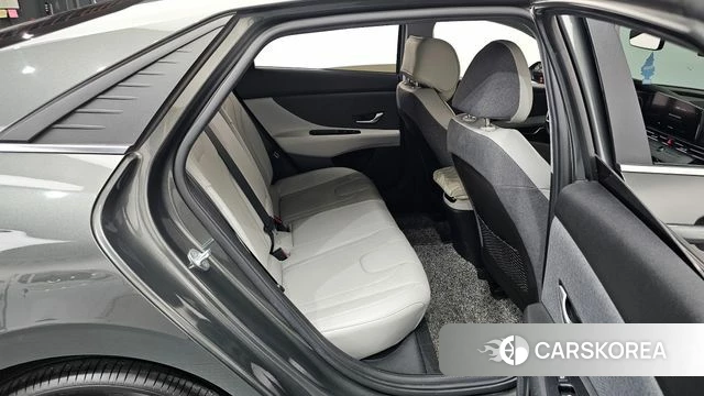 Hyundai Avante (CN7) 2021 Зеленый из Кореи, фото 2