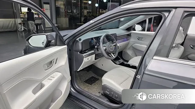 Hyundai Kona (SX2) 2023 Серый из Кореи, фото 2