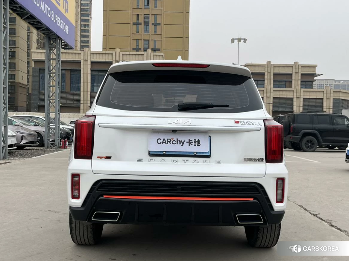 Kia Sportage 2021 Белый из Китая, фото 2