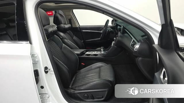 Genesis The New G70 2021 Белый из Кореи, фото 2