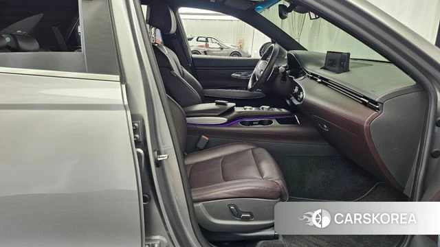 Genesis GV70 2021 Серый из Кореи, фото 2