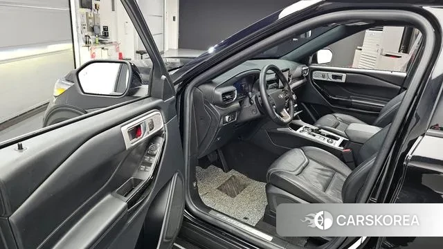 Ford Explorer 6th Generation 2021 Черный из Кореи, фото 2