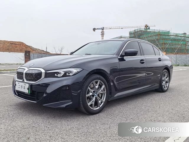 BMW i3 2023 Черный из Китая, фото 2