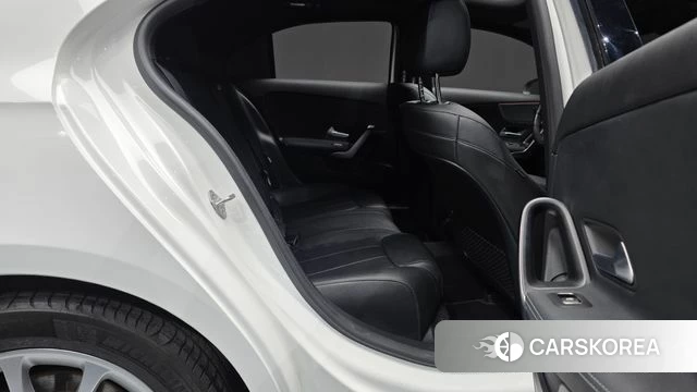 Mercedes-Benz A-Class W177 2020 Белый из Кореи, фото 2