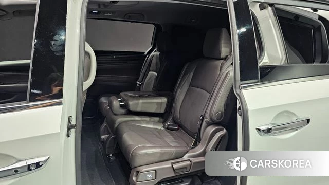 Honda Odyssey 2020 Белый из Кореи, фото 2