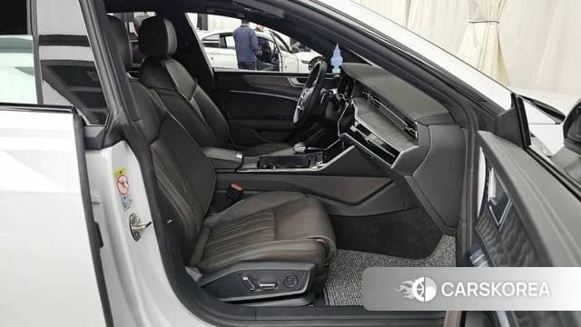 Audi A7 (4K) 2024 Белый из Кореи, фото 2