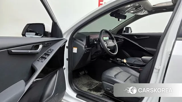 Kia Di Ol Nu Niro 2022 Белый из Кореи, фото 2