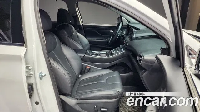 Hyundai The New Santa Fe 2023 Белый из Кореи, фото 2