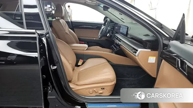 Hyundai Grandeur Hybrid (GN7) 2023 Черный из Кореи, фото 2