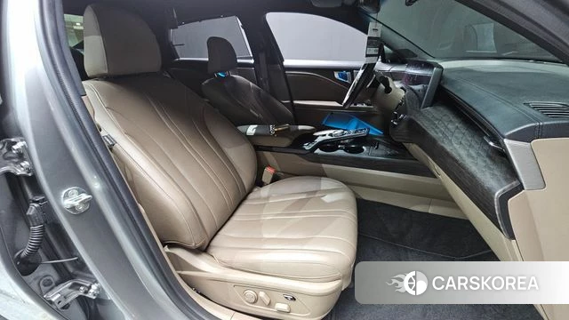 Kia K8 2021 Серебристо-серый из Кореи, фото 2