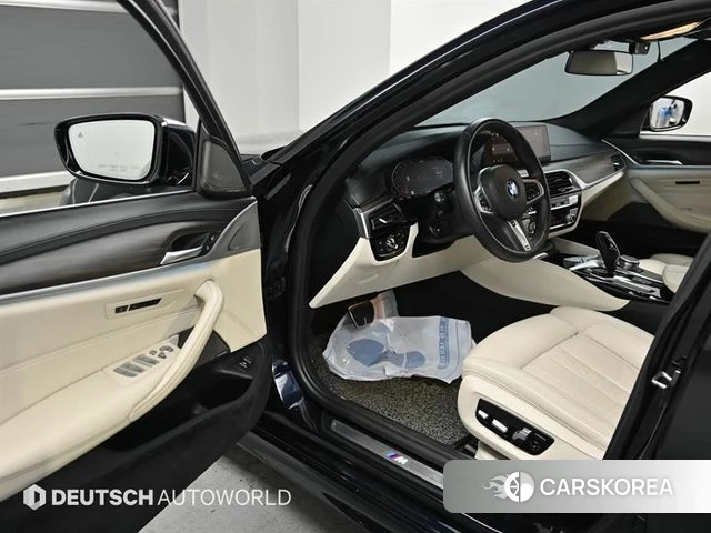 BMW 5 Series (G30) 2020 Черный из Кореи, фото 2