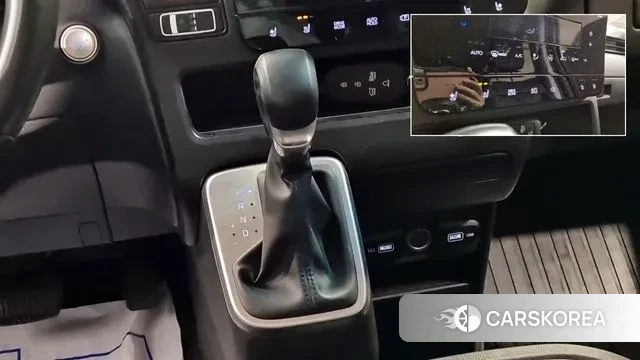 Hyundai Staria 2023 Серый из Кореи, фото 2