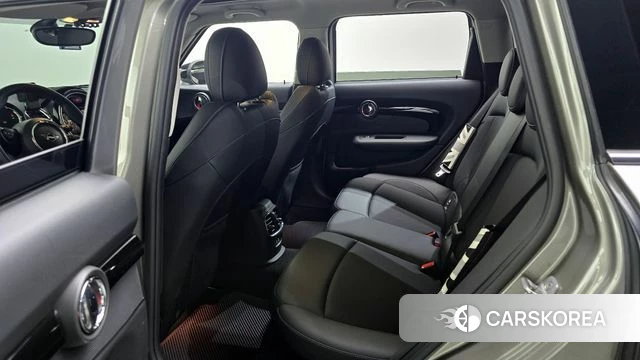 Mini Cooper Clubman 2020 Серебряный из Кореи, фото 2