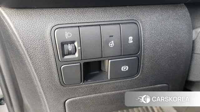 Hyundai Staria 2024 Серебряный из Кореи, фото 2