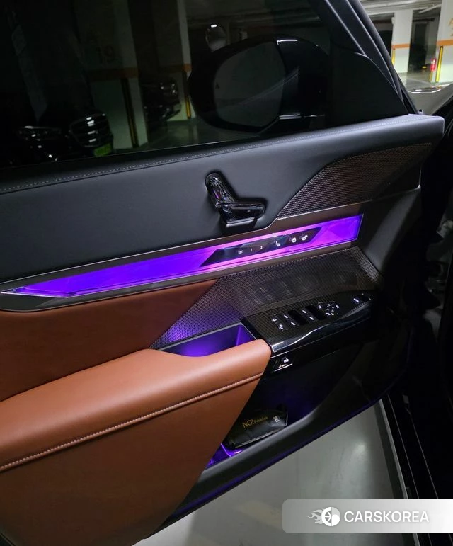 BMW 7 Series (G70) 2025 Черный из Кореи, фото 2