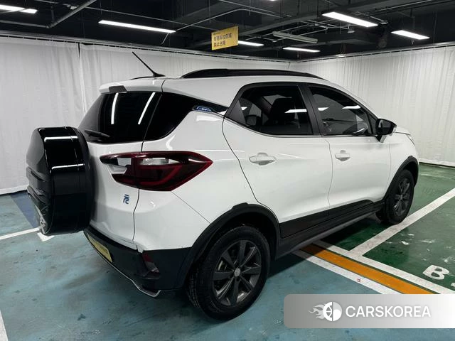 BYD Yuan EV 2019 Белый из Китая, фото 2