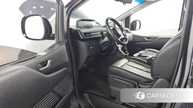 Hyundai Staria 2022 Серый из Кореи, фото 2