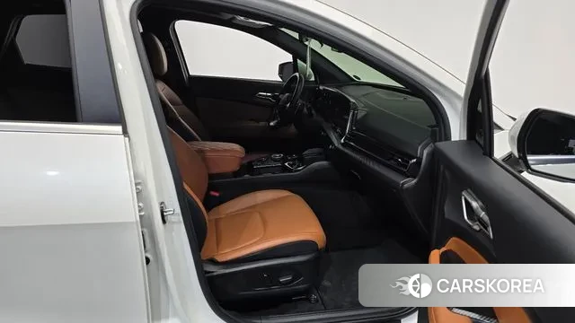 Kia Sportage 5th Generation 2022 Белый из Кореи, фото 2