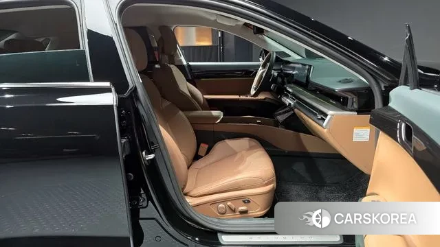 Hyundai Grandeur Hybrid (GN7) 2023 Черный из Кореи, фото 2