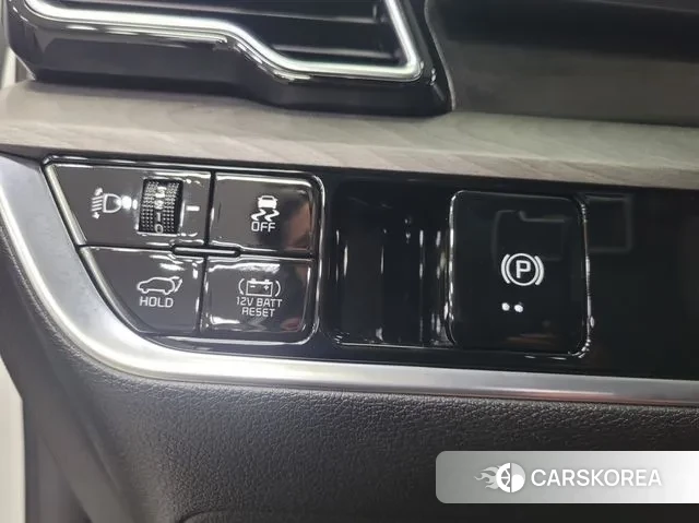 Kia Sportage 5th Generation Hybrid 2023 Белый из Кореи, фото 2