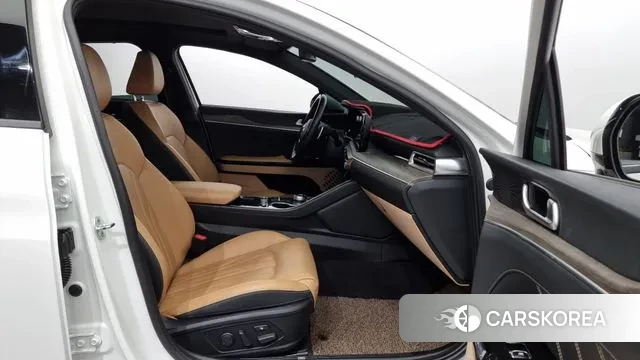 Kia K5 3rd generation 2021 Белый из Кореи, фото 2
