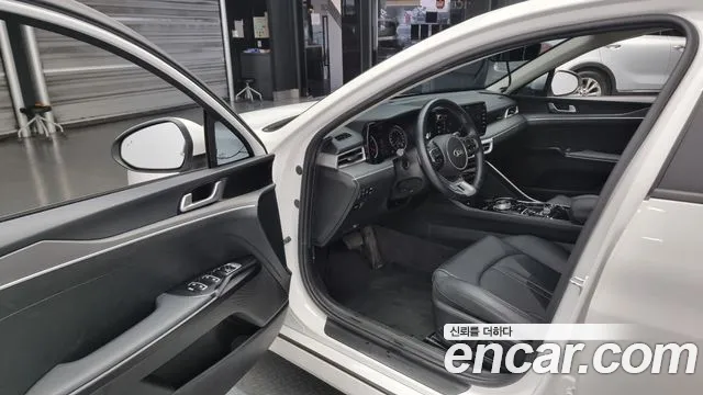 Kia K5 3rd generation 2021 Белый из Кореи, фото 2