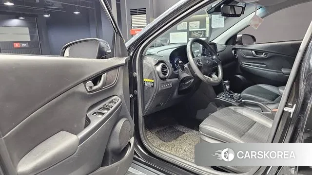 Hyundai Kona 2018 Черный из Кореи, фото 2