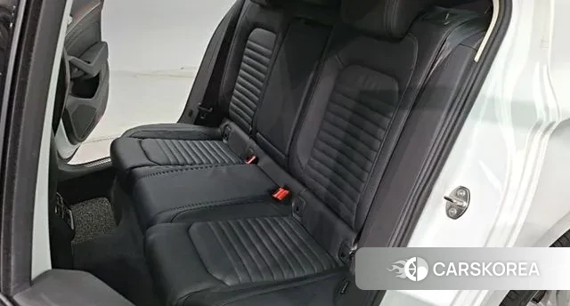 Volkswagen Passat GT (B8) 2018 Белый из Кореи, фото 2