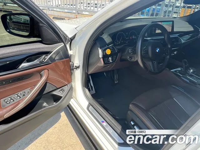 BMW 5 Series (G30) id 2718054 из Кореи 2