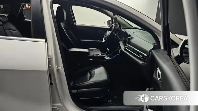 Kia Sportage 5th Generation 2022 Белый из Кореи, фото 2