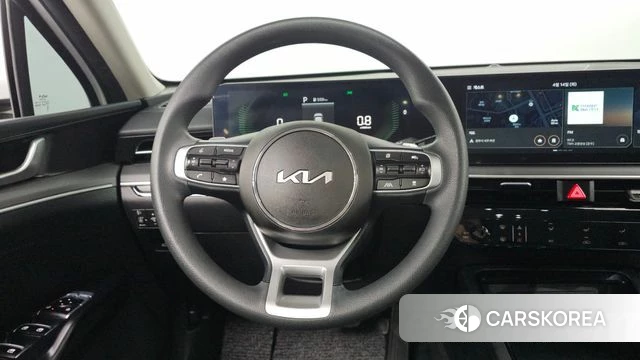 Kia The New K5 3rd generation 2024 Белый из Кореи, фото 2