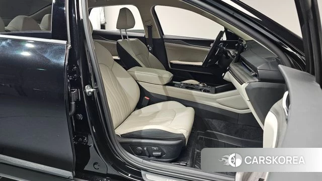 Kia The New K5 3rd generation 2024 Черный из Кореи, фото 2