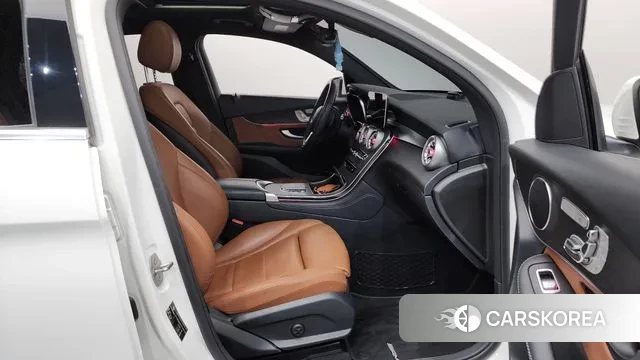 Mercedes-Benz GLC-Class X253 2020 Белый из Кореи, фото 2