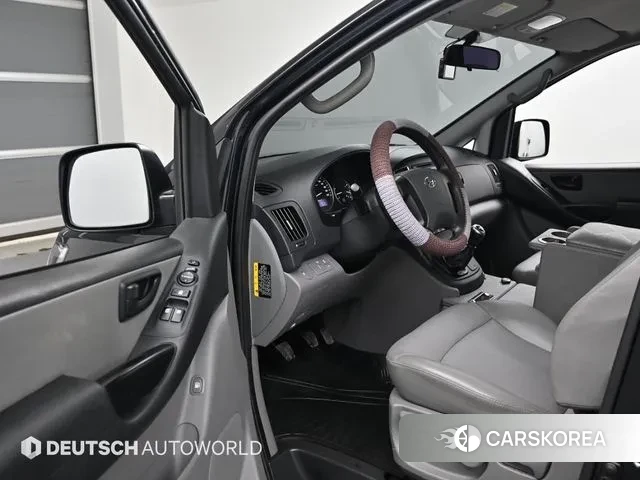 Hyundai The New Grand Starex 2019 Черный из Кореи, фото 2