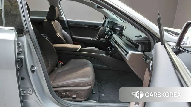 Hyundai Grandeur (GN7) 2024 Серебряный из Кореи, фото 2