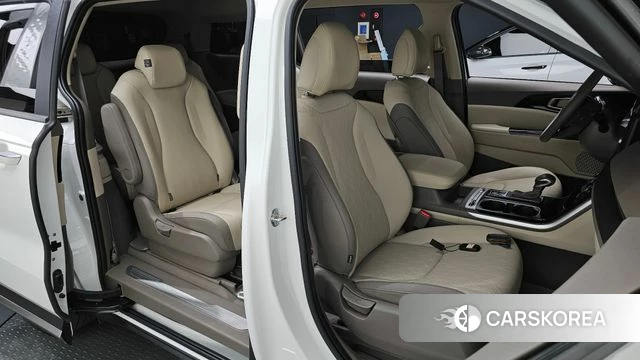 Kia Carnival 4th generation 2023 Белый из Кореи, фото 2