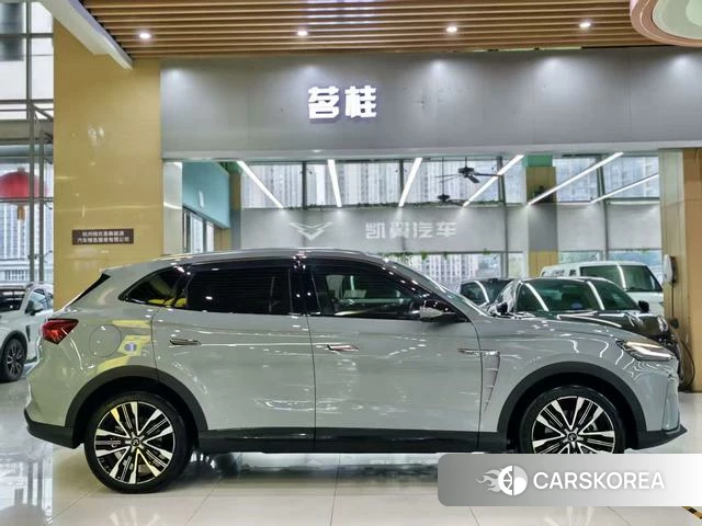 Feifan Automobile Feifan MARVEL R 2021 Серебристо-серый из Китая, фото 2