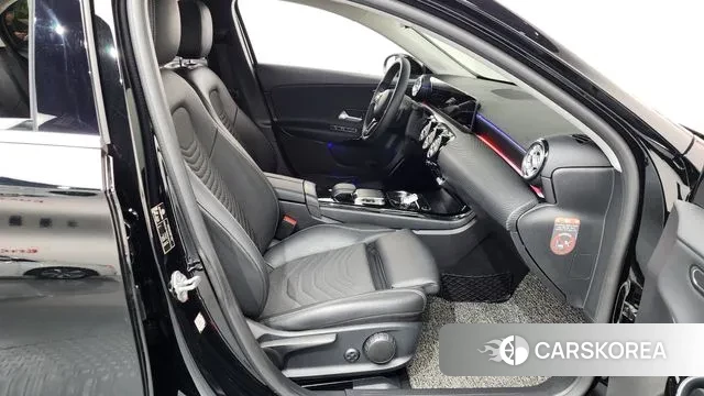 Mercedes-Benz A-Class W177 2019 Черный из Кореи, фото 2