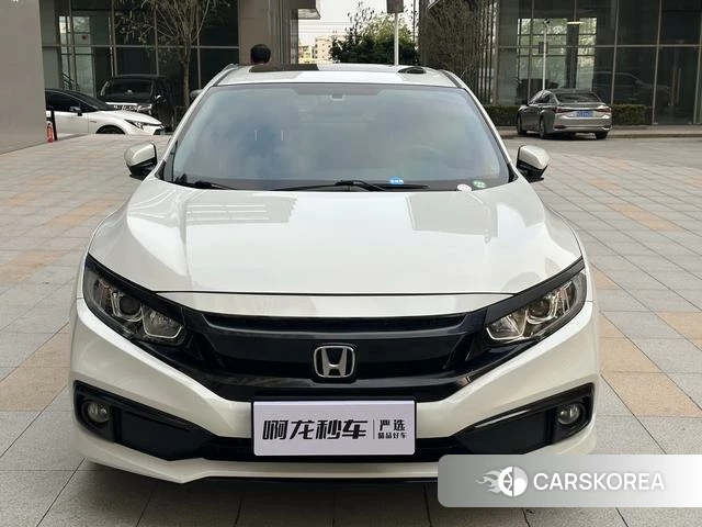 Honda Civic 2022 Белый из Китая, фото 2