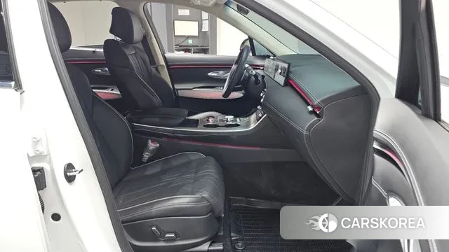 Genesis GV70 2024 Белый из Кореи, фото 2